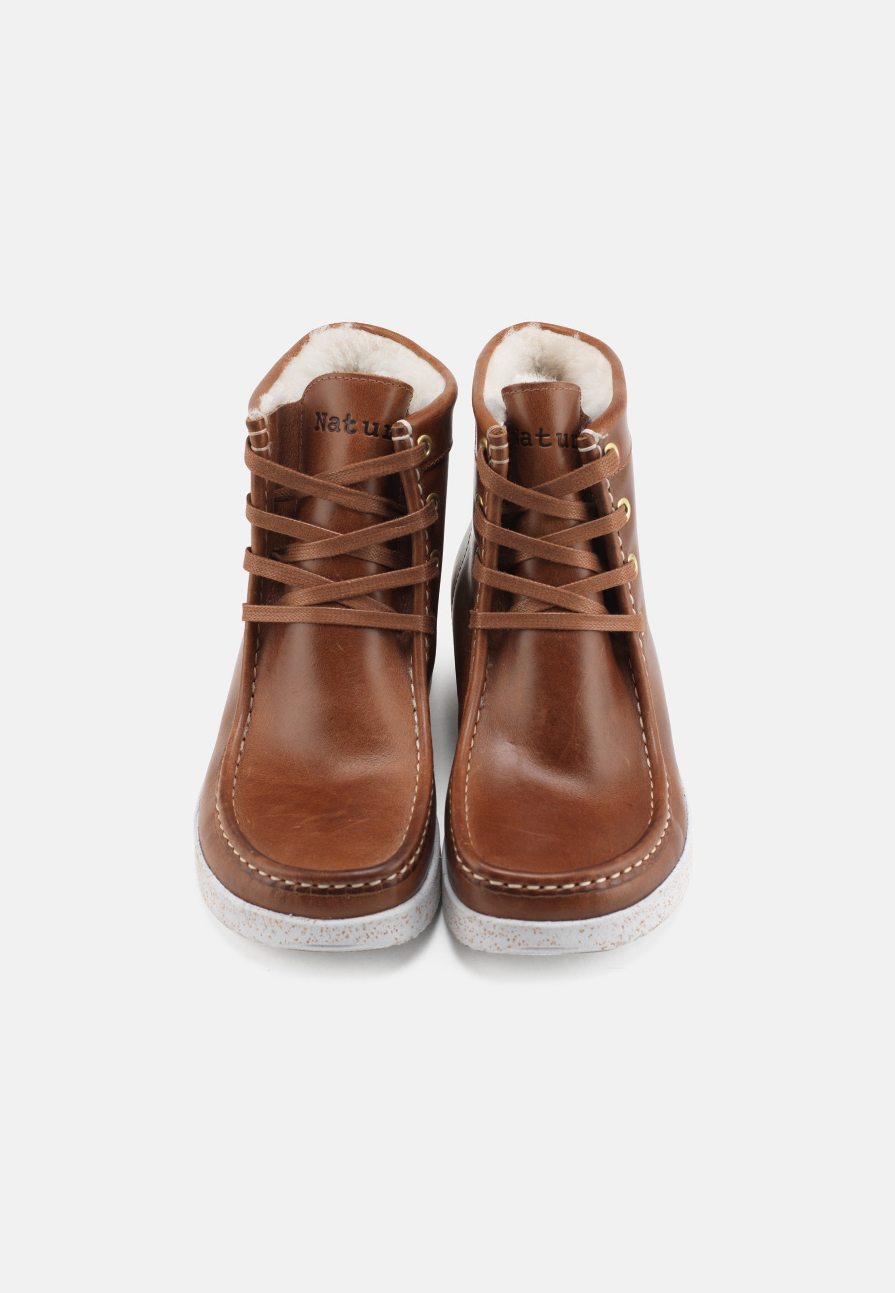 Nature Footwear Asta varmforet Snørestøvle Læder i farve Tobacco med lammeskindsfor og ydersål af naturgummi med korkrester