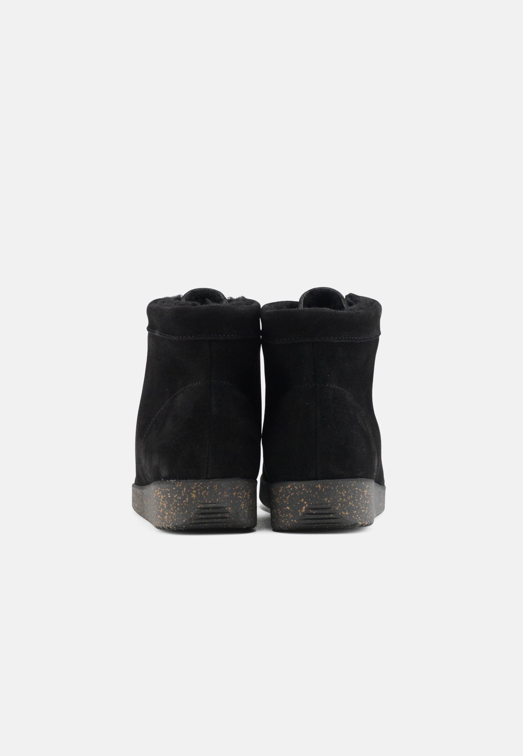 Asta Varmforet Støvle Suede - Black - Nature Footwear