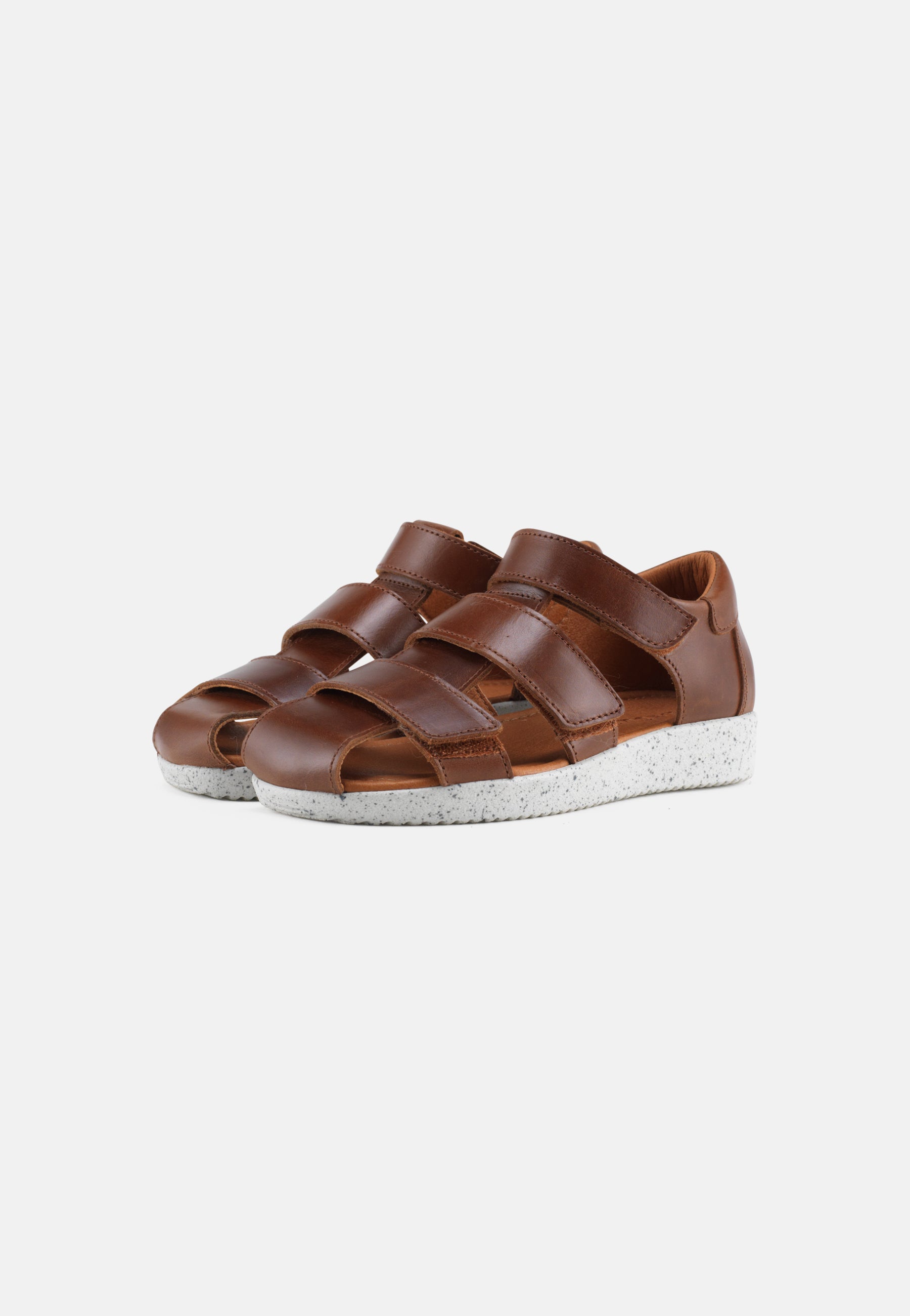 Nature Footwear Birk børnesandal i skind farve Tobacco med justerbare remme og hvid PU sål