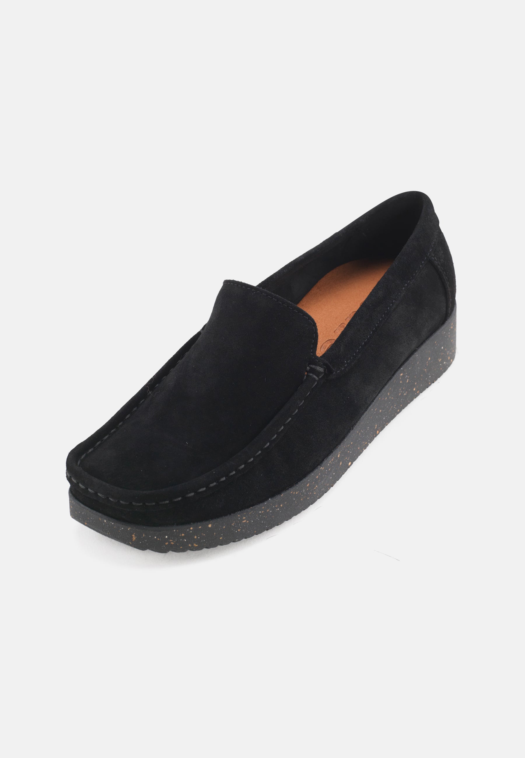 Nature Footwear Elin Loafer Suede læder Sort med ydersål af sort naturgummi med korkrester 