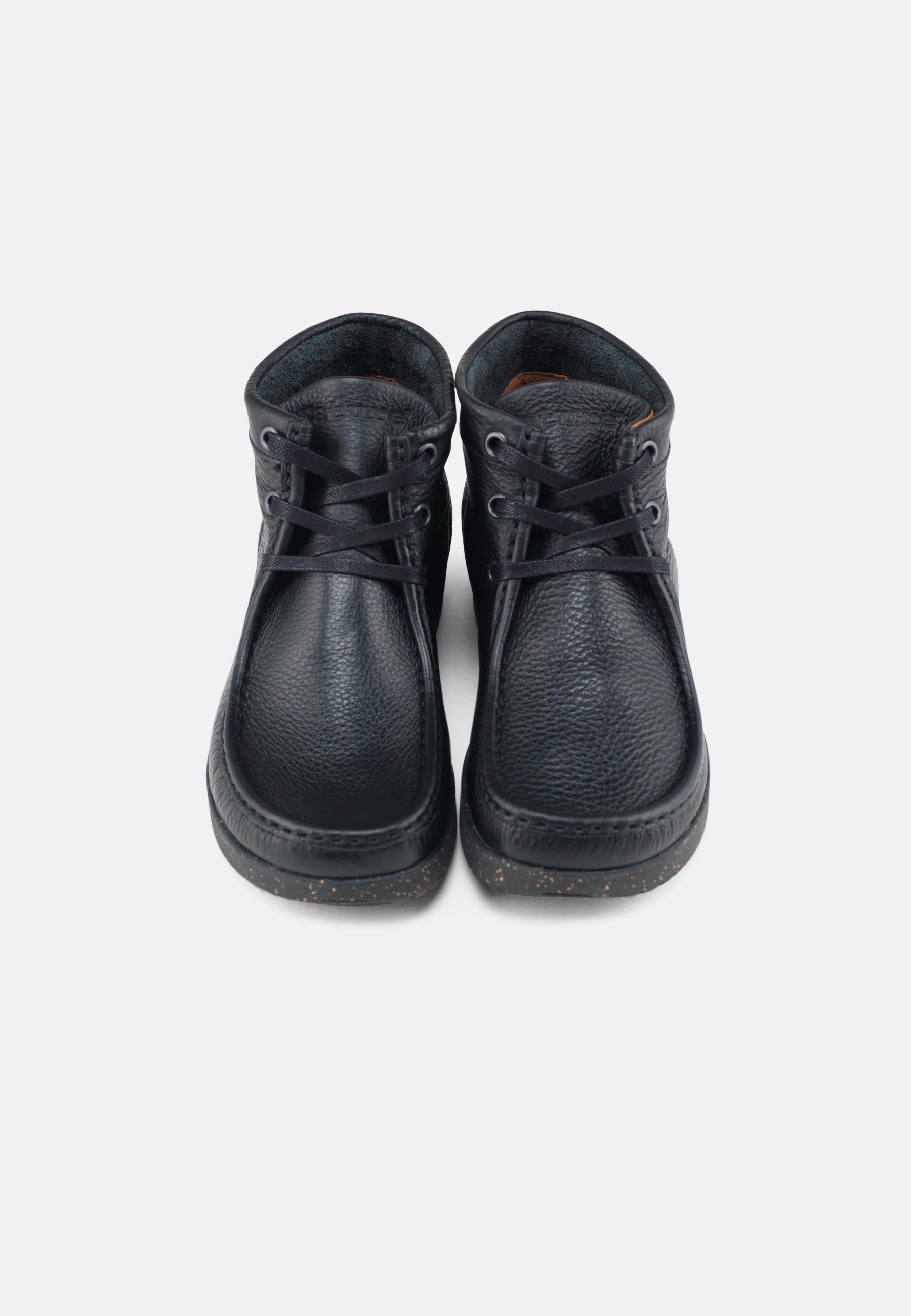 Nature Footwear Emma Snørestøvle Læder i sort ydersål i sort naturgummi med korkrester 