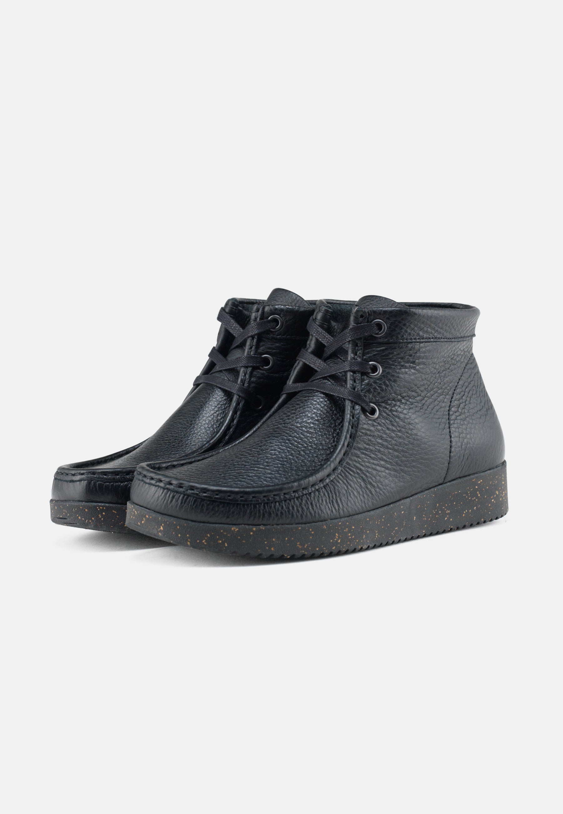 Nature Footwear Emma Snørestøvle Læder i sort ydersål i sort naturgummi med korkrester 