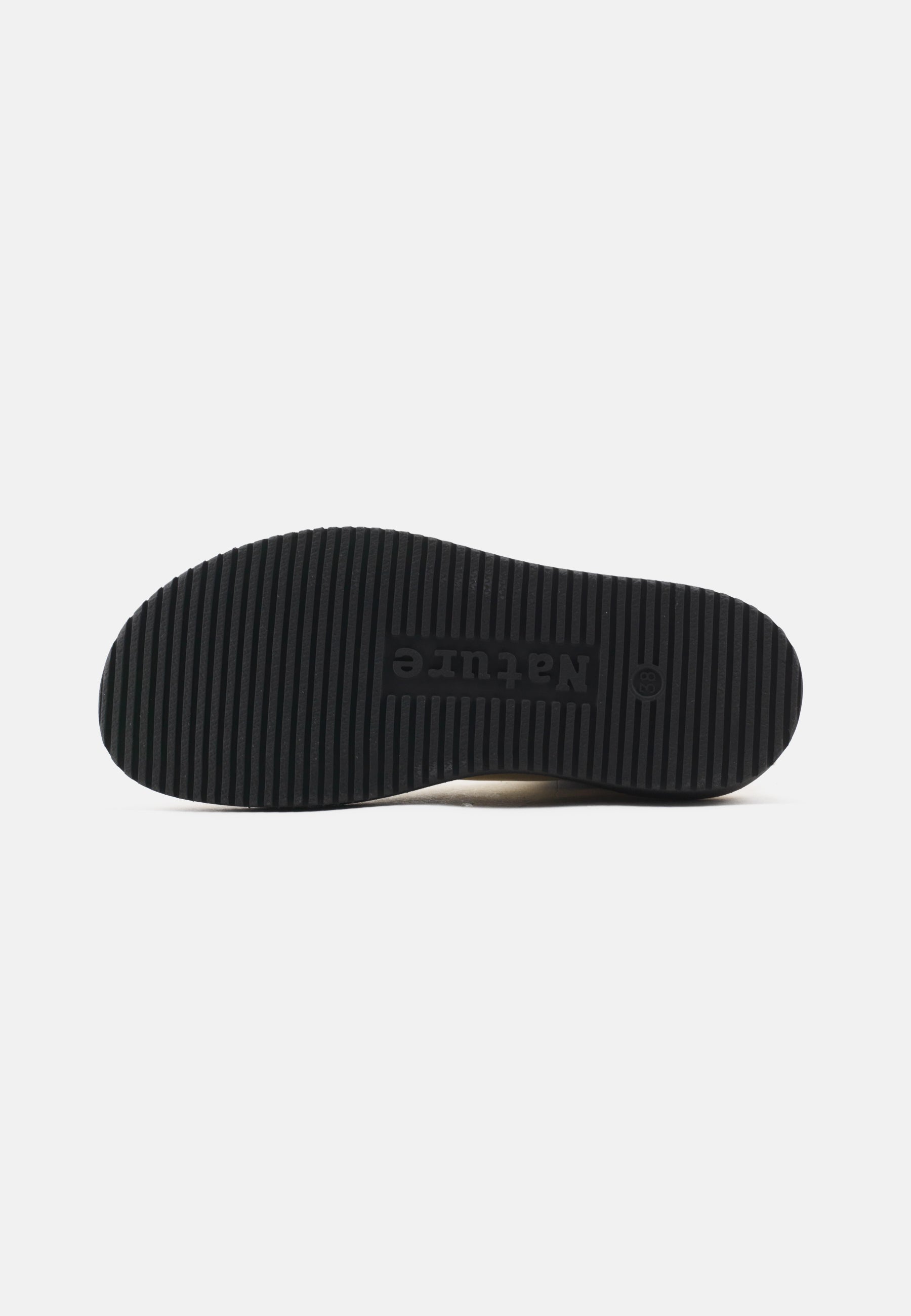 Nature Footwear Gry Støvle med elastik I siderne Metallic læder farve Gold med ydersål af naturgummi med læderrand 