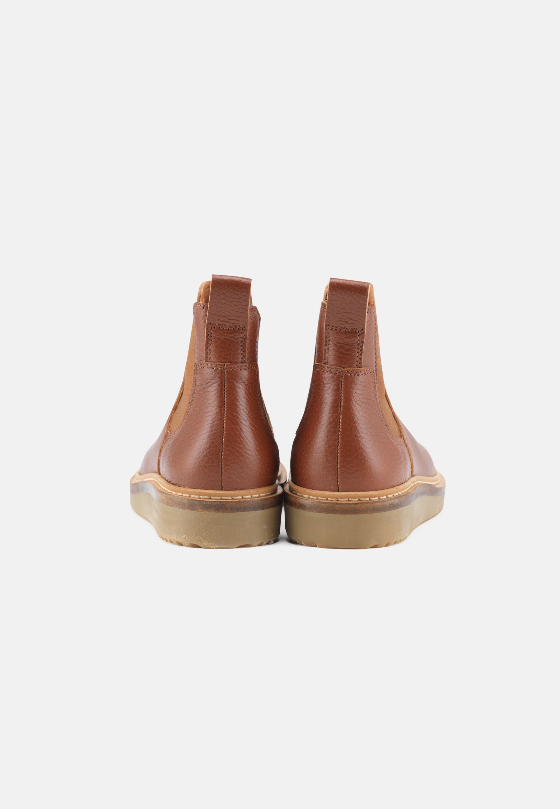 Nature Footwear Gry Støvle med elastik I siderne Læder farve Cognac med ydersål af naturgummi med læderrand 