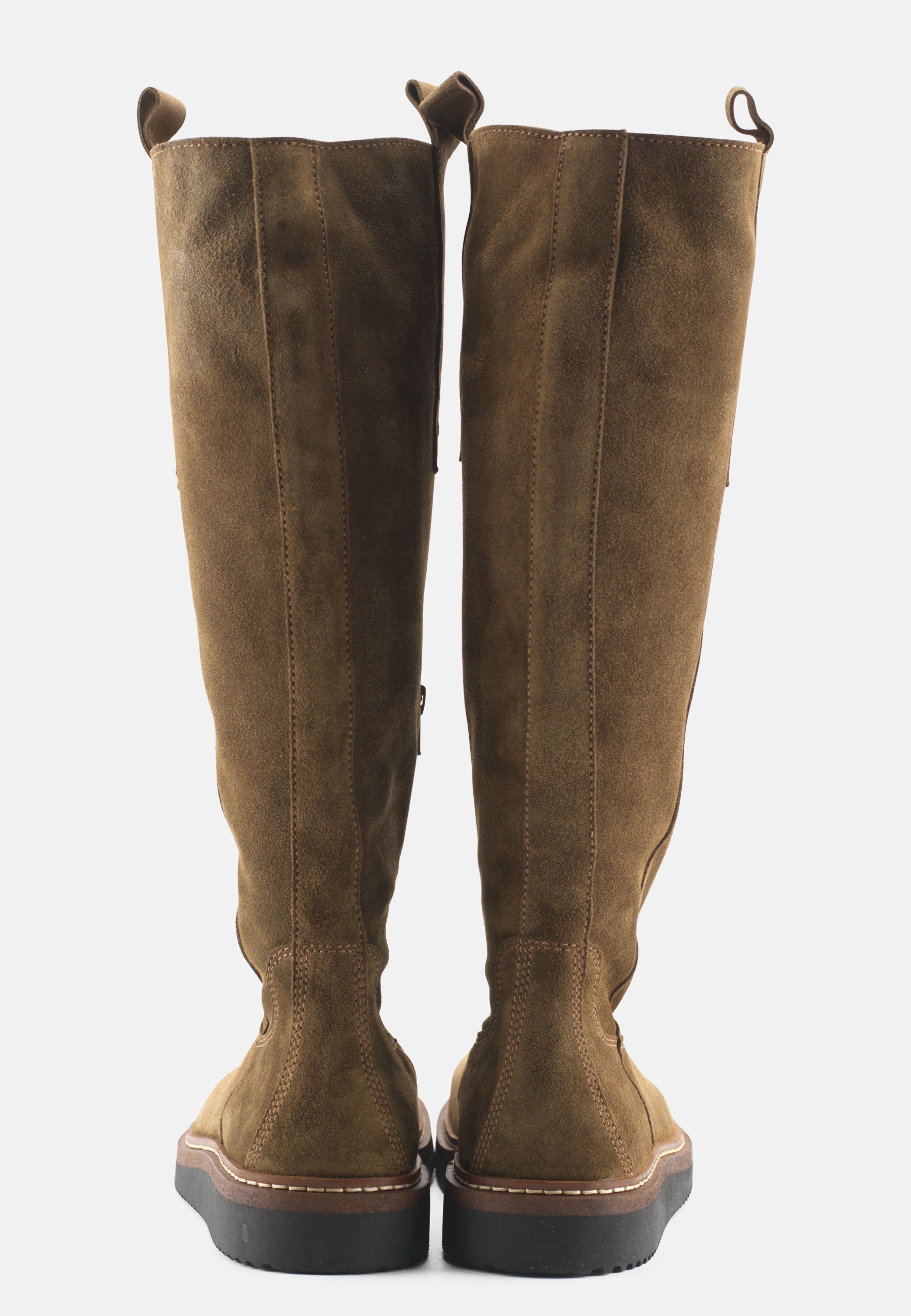 Nature Footwear Liv langskaftet støvle Suede Læder farve Olive med lynlås på indersiden. 