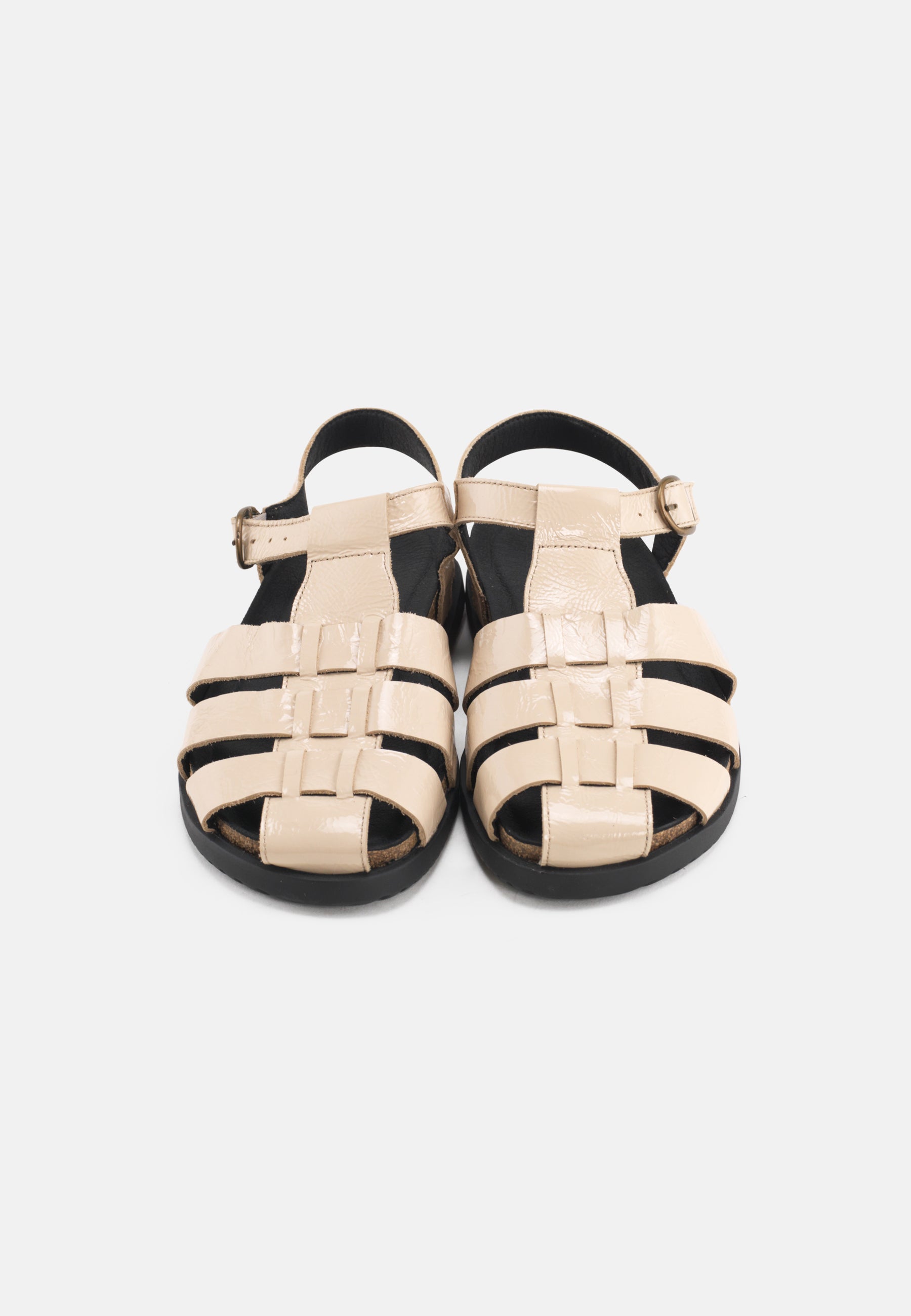 Nature Footwear Malene Fisherman Sandal Lak læder farve Cream med kork fodseng og ydersål af naturgumm
