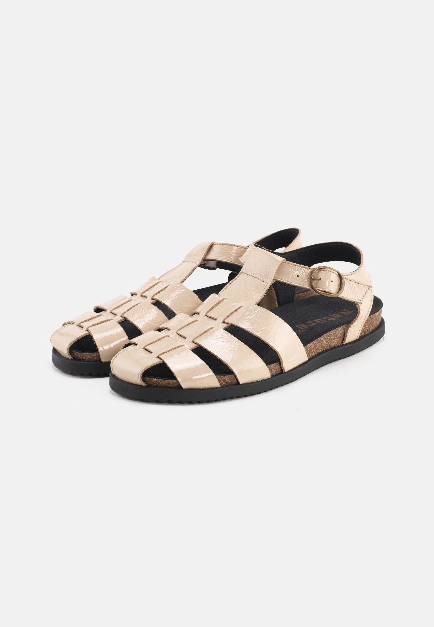 Nature Footwear Malene Fisherman Sandal Lak læder farve Cream med kork fodseng og ydersål af naturgummi 