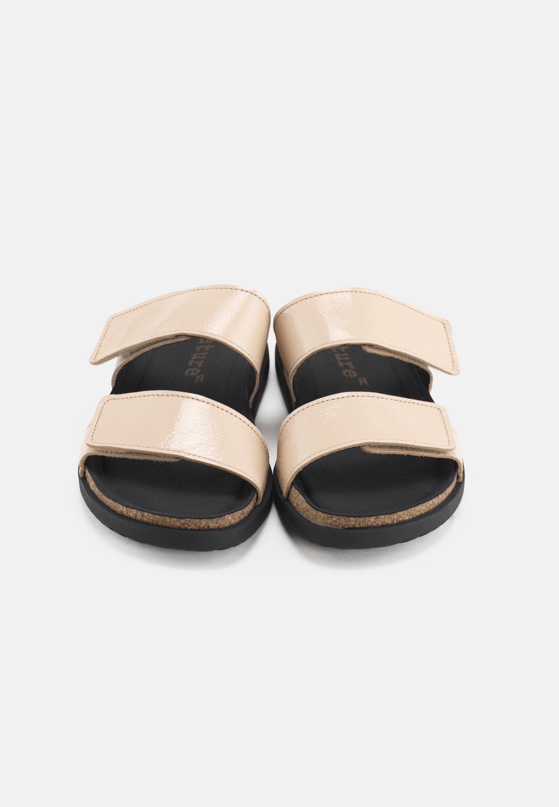 Nature Footwear Mie Slide sandal Lak læder i fave Cream  med fodseng af kork og ydersål af naturgummi